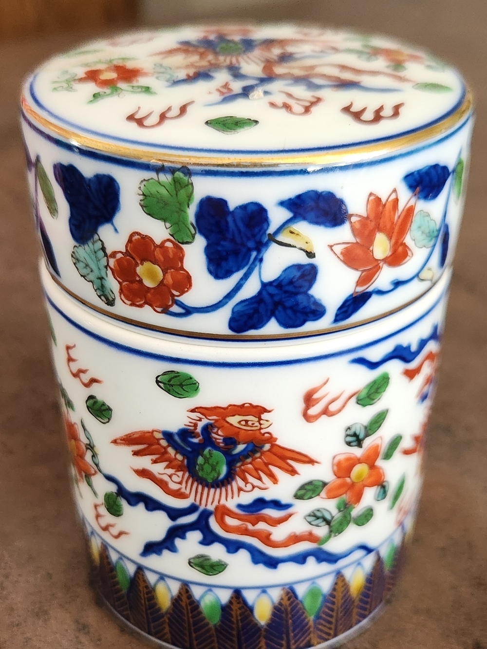 Vintage Chinese Porcelain Lidded Container In Traditional Wucai Style